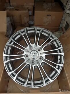 Литые диски на Лексус Lx 470 LX570 R22