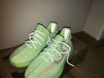 Кроссовки Adidas yeezy boost