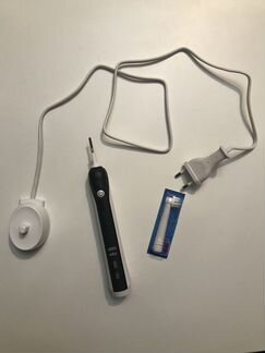 Электрическая зубная щетка Braun oral-B 2500/D20
