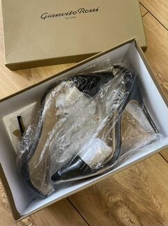 Туфли лодочки. Натуральный лак