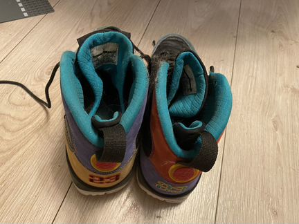 Кроссовки баскетбольные