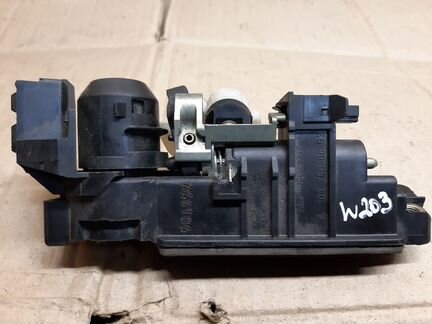 Ручка открывания багажника Mercedes Benz W203