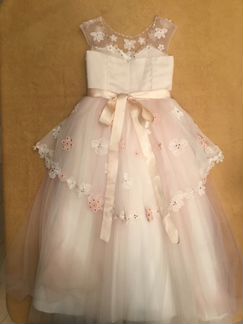 Платье бальное