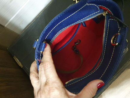 Сумка кроссбоди Dooney&Bourke новая