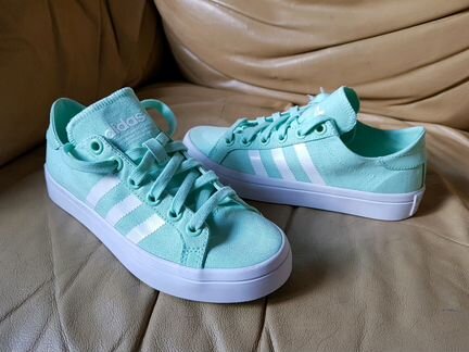 Кеды - кроссовки новые Adidas 36 р (22.5 см )