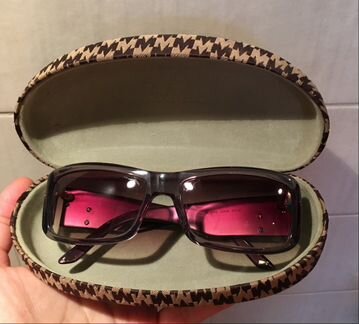 Солнцезащитные очки MaxMara