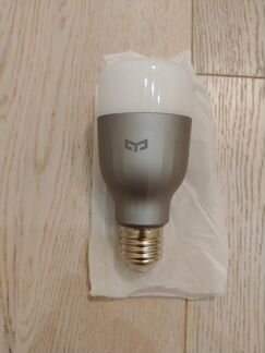 Лампа светодиодная Xiaomi Yeelight LED цветная E27