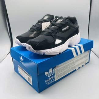 Adidas Falcon