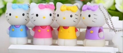 Флешки Hello Kitti на подарки группе детей