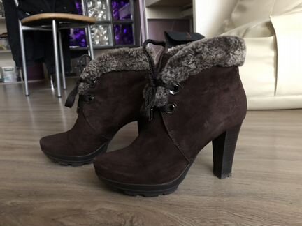 Зимние ботильоны - полусапожки Сarnaby