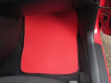 Новые коврики в салон Chevrolet Captiva