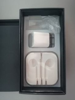 Коробки iPhone