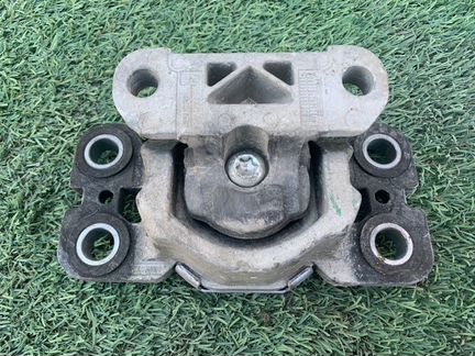 Опора двигателя Volvo V70 B5254T6 2008