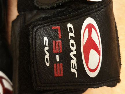 Мотоперчатки