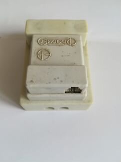 Внешняя розетка для телефона