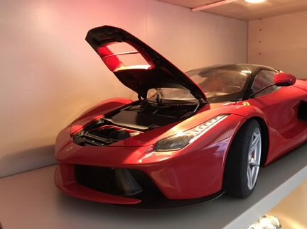Сборная модель laferrari