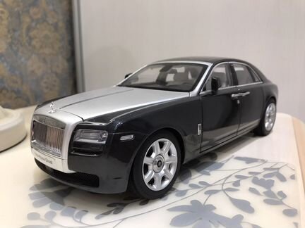 Коллекционная машина rolls royce