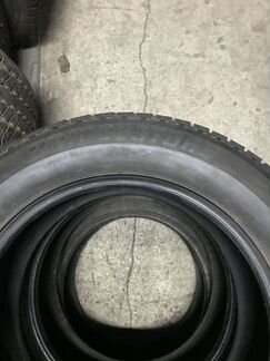 215 60 R17 Bridgestone Blizzak Revo GZ