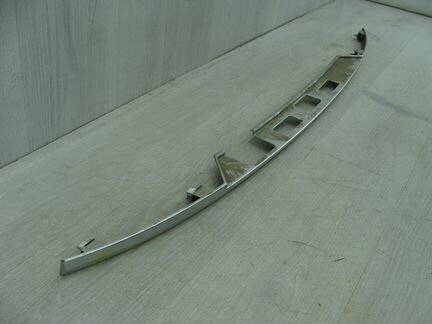 Молдинг двери багажника Land Rover Range Rover