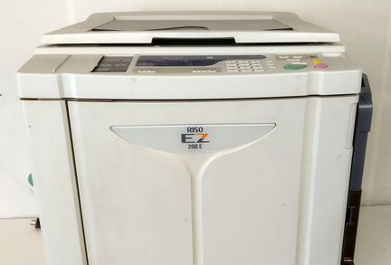 Ризограф Riso EZ 200 E