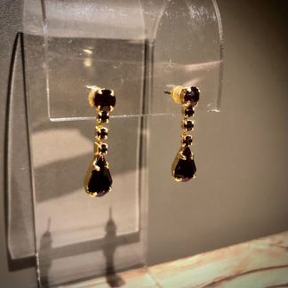 Серьги-пусеты с кристаллами Сваровски