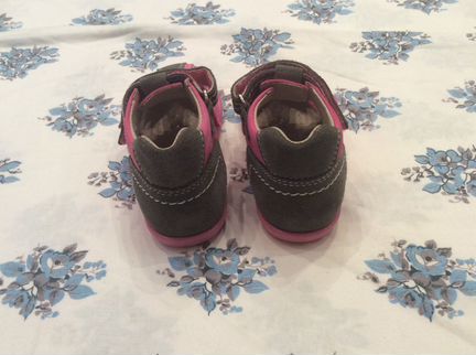 Новые сандалики на липучках