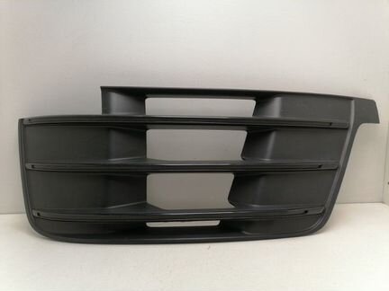 Решётка бампера передняя левая Audi Q7 4M