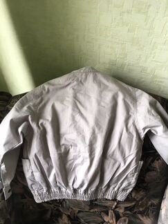 Куртка ветровка для мальчика в отличном состоянии