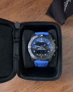 Breitling B55