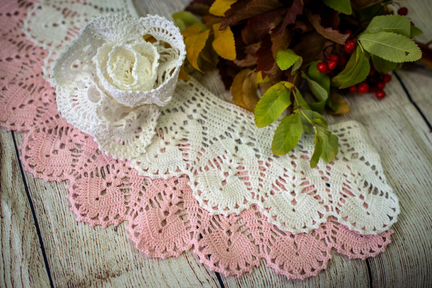 Воротничок ажурный, связанный крючком