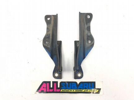 Петля капота Subaru Impreza Wrx Sti GD 2000 - 2002