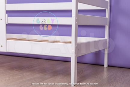Детская двухъярусная кровать домик