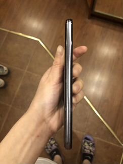 Телефон Samsung и Huawei