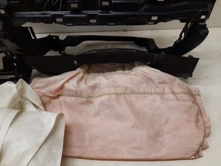 Торпедо переднее Lexus Lx 3 2016