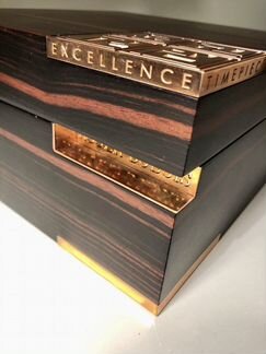 Roger Dubuis коробка шкатулка футляр для часов