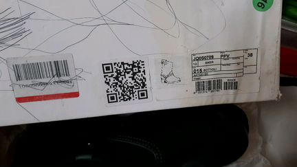 Valentino red резиновые оригинал