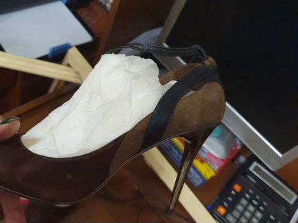 Замшевые туфли р.39