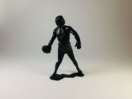 Статуэтка Первобытный мужчина с камнем, СССР