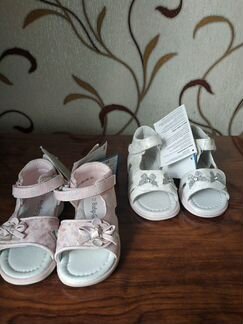 Сандалики для девочки новые