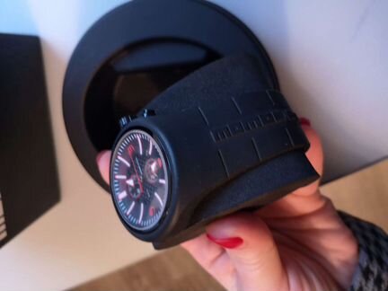 Momo Desing часы