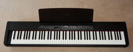 Yamaha P-90