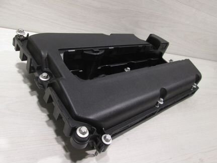 Клапанная крышка Опель Астра 1.6 36748412