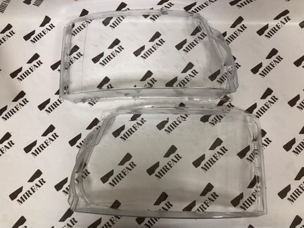 Стекло фары левое/правое Land Rover Disovery 4