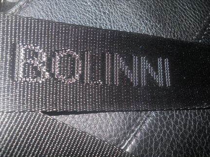 Молодежная фирменная сумочка