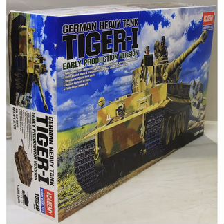 1/35 модель Academy Tiger-1 (13239)