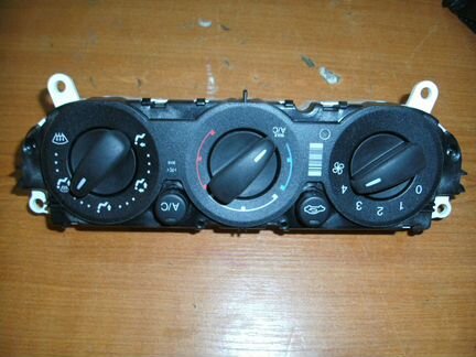 Блок кондиционера Форд Фокус 3 (Ford Focus 3)
