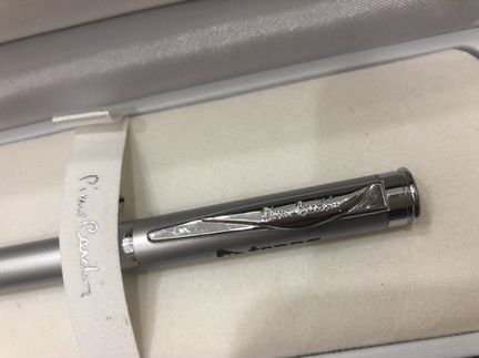 Ручка Pierre Cardin