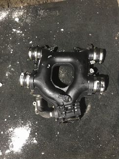 Впускной коллектор Range Rover Vogue 3 4.4TD