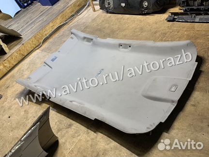 Потолочный плафон на Opel Zafira B