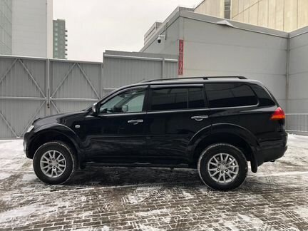 Mitsubishi Pajero Sport 2.5 AT, 2010, 196 893 км